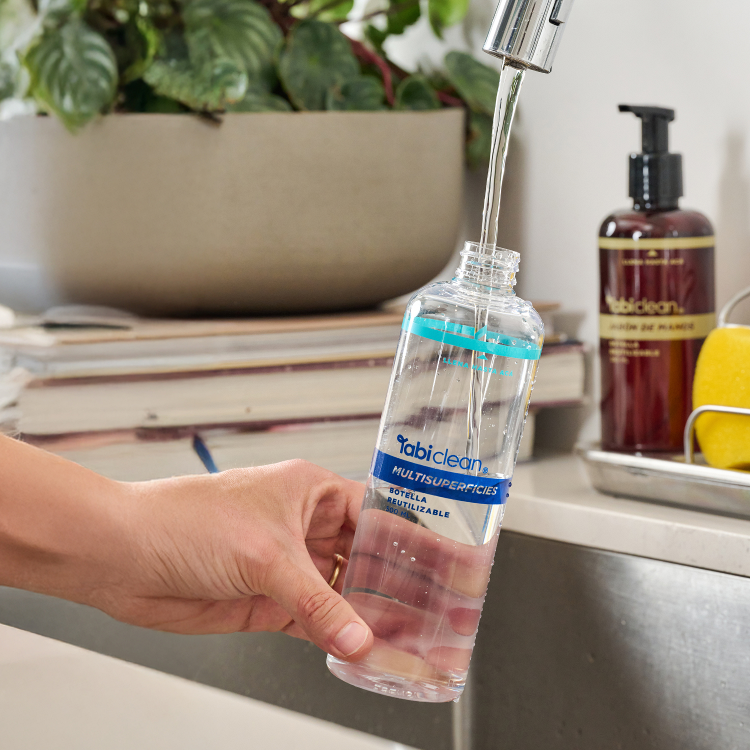 Combo Multisuperficies Tabi Clean rinde 500ml - 1 kit inicio + 1 caja repuestos multisuperficies