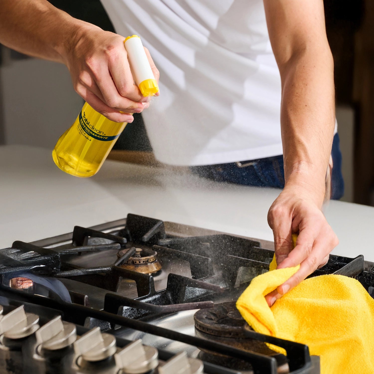 Kit Inicio Desengrasante de Cocina: 1 botella reutilizable + 1 tableta rinde 500 ml para cocina brillante
