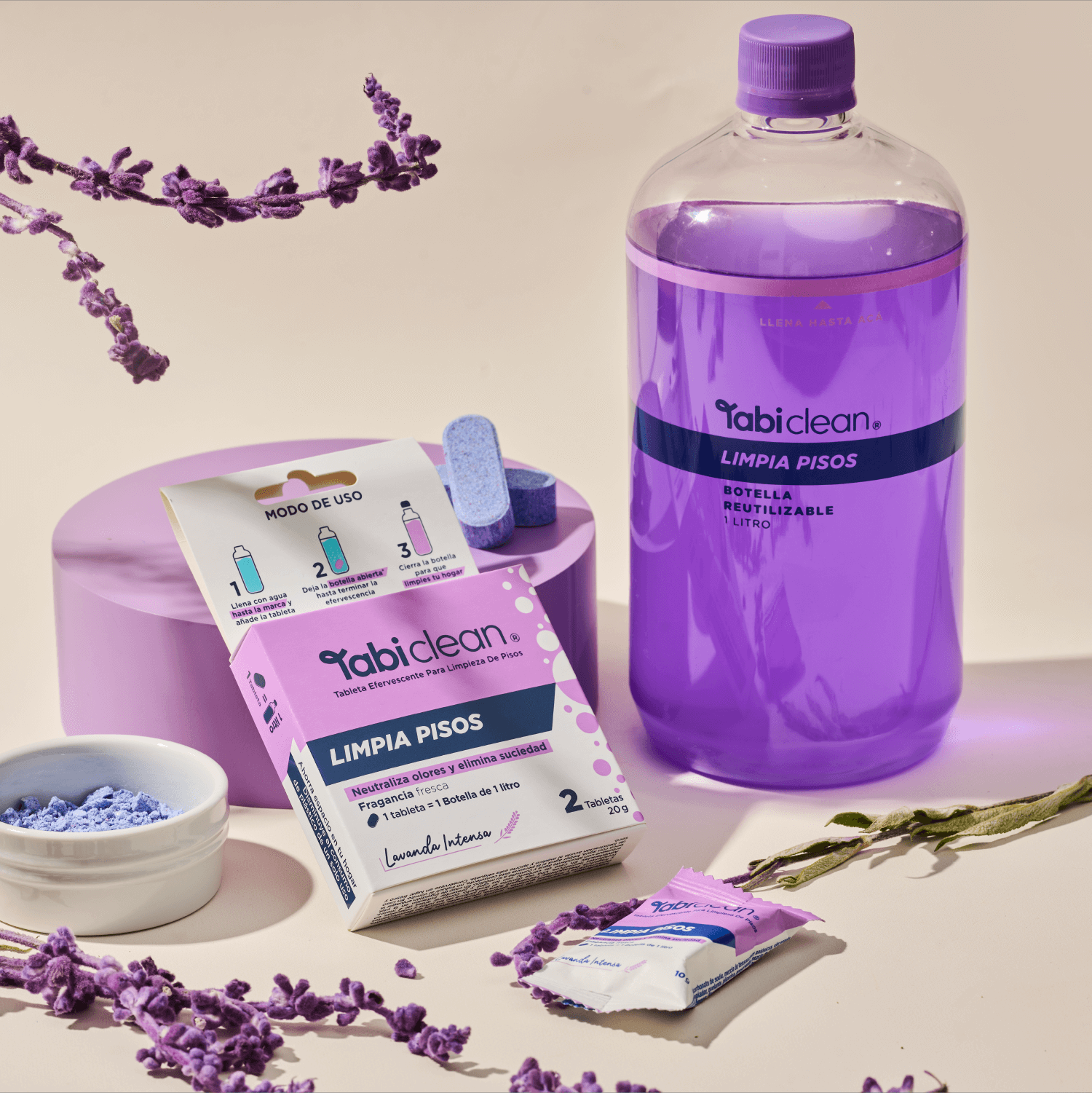 Combo limpia pisos con botella reutilizable de 1 litro y tabletas concentradas que rinden 3 litros
