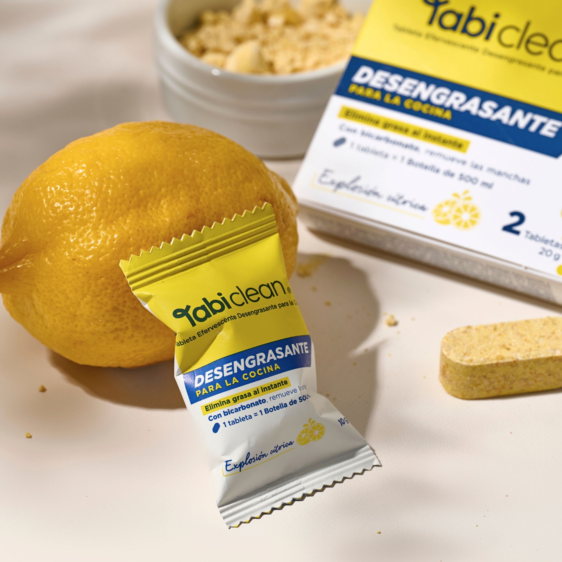 Recarga desengrasante de cocina con 2 tabletas concentradas que rinden 1 litro